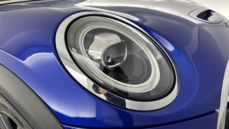 MINI Hatchback 2.0 Cooper S Sport II 3dr Petrol Hatchback